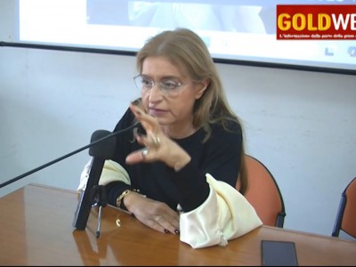 Video. Caserta. Quasi mille visitatori (tra genitori e ragazzi) per l'Open Day del liceo 'Manzoni'. Parla la Dir. Vairo