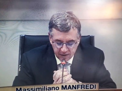 Video. Il Consiglio Regionale sospende ufficialmente Zannini. Al suo posto 'debutta' a Napoli Angela Parente