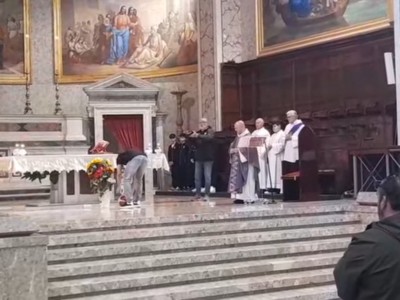 Video. Caserta in lutto per Oscar. Duomo gremito. L'omelia del Vescovo Lagnese letta da Don Stefano Giaquinto