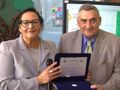 Video. Marcianise. Progetto Educazione Salute nelle scuole a cura dell'ASL Caserta. Al 'Bosco' premiato il DG Limone