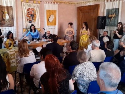 Video. Caserta. Presentazione Sagra delle Pallottole (19-20/6) e Corteo Storico (28/6) S. Leucio. Chi c'era