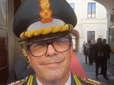 Video. Caserta. Comandante prov. GdF Sportelli saluta e annuncia: 